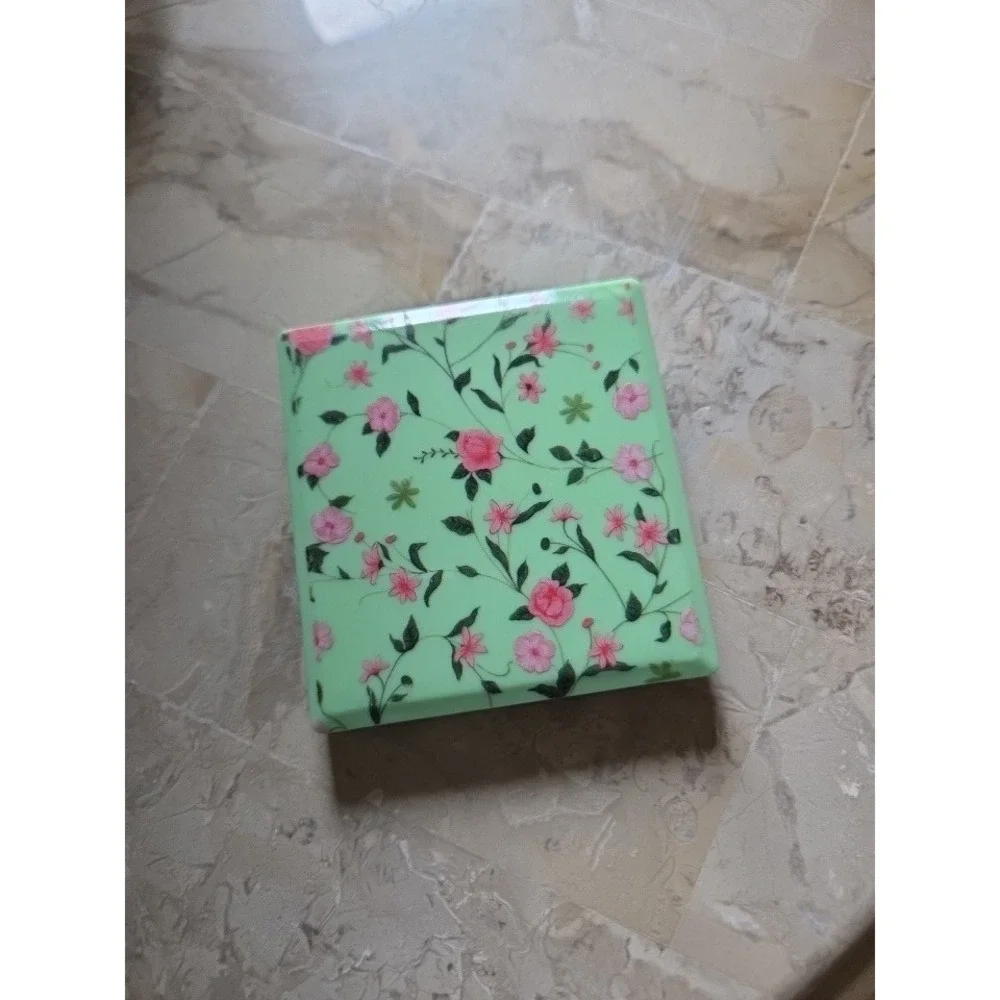 Unbranded Floral Compact Travel Mirror Mint Green Pink Plastic Cottagecore
